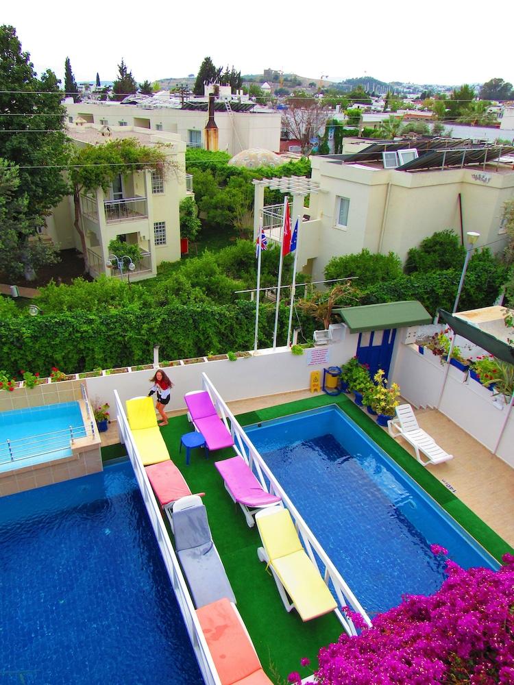Kavala Hotel 2*
